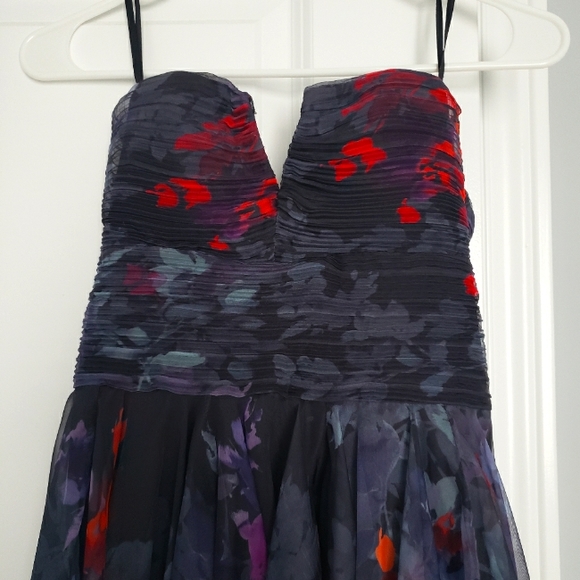 Le Chateau evening xxs dress - Picture 3 of 7